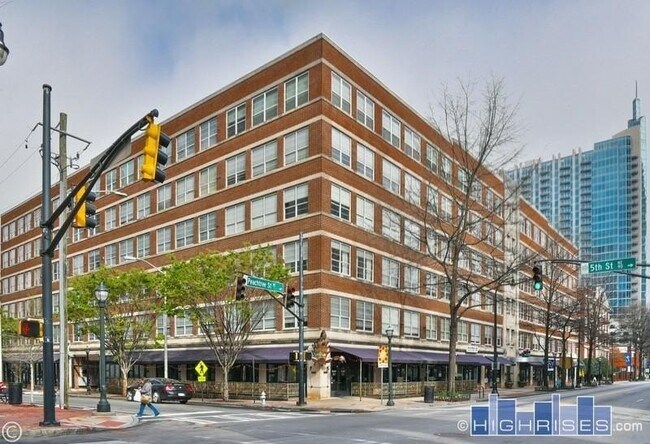 Foto del edificio - 800 Peachtree St NE