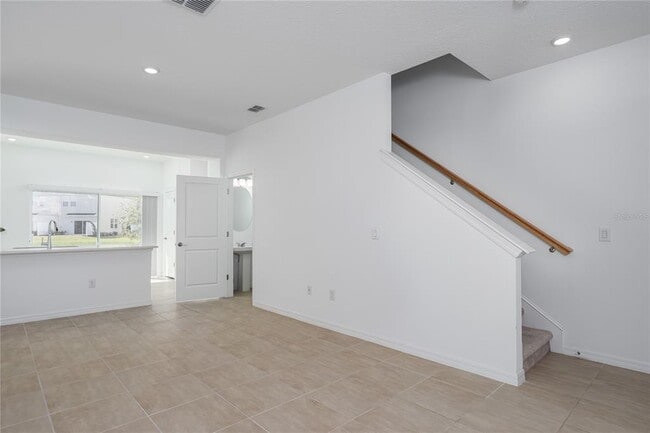 Building Photo - 6106 Fairmont Ln