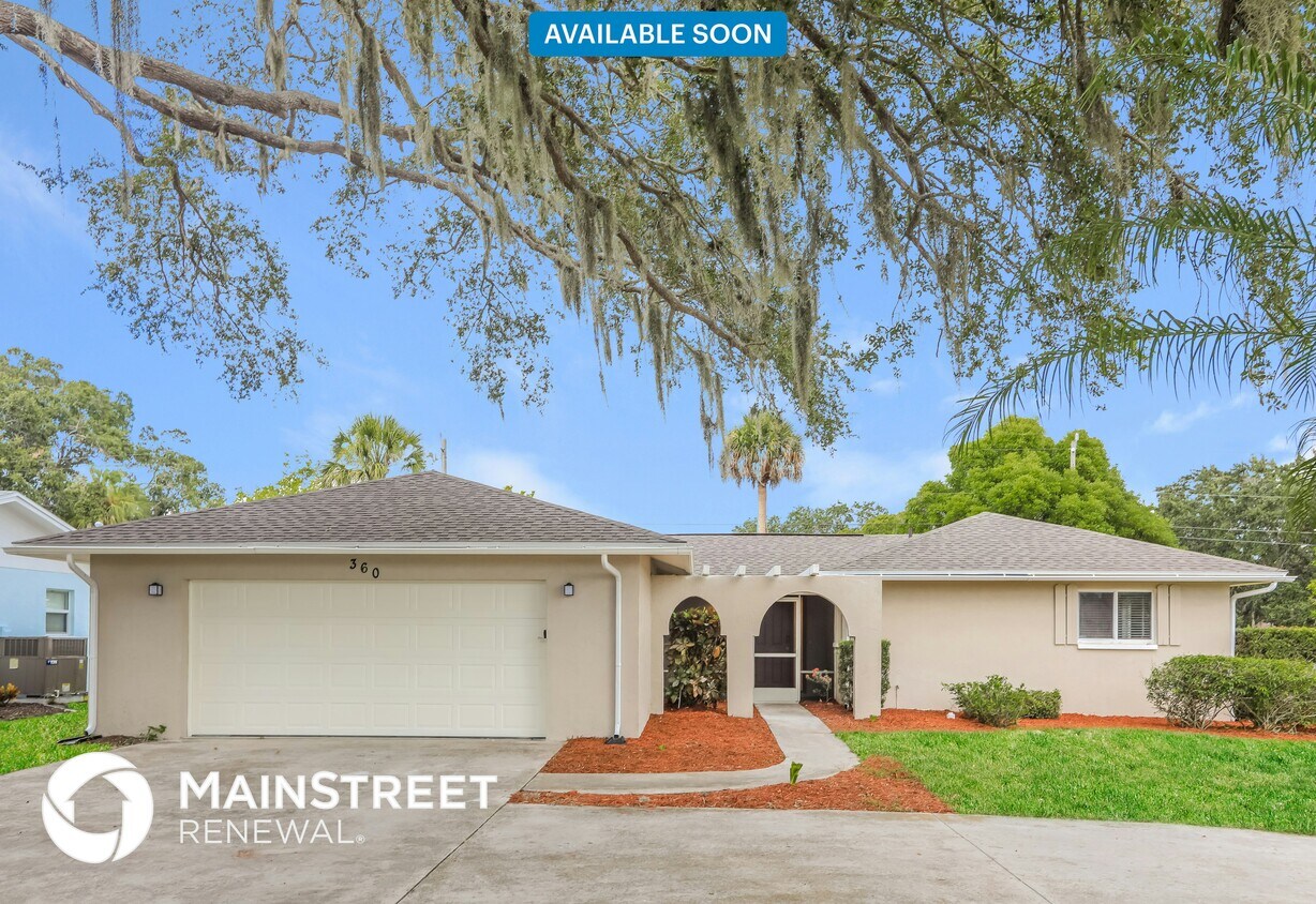Primary Photo - 360 Gulf Breeze Blvd