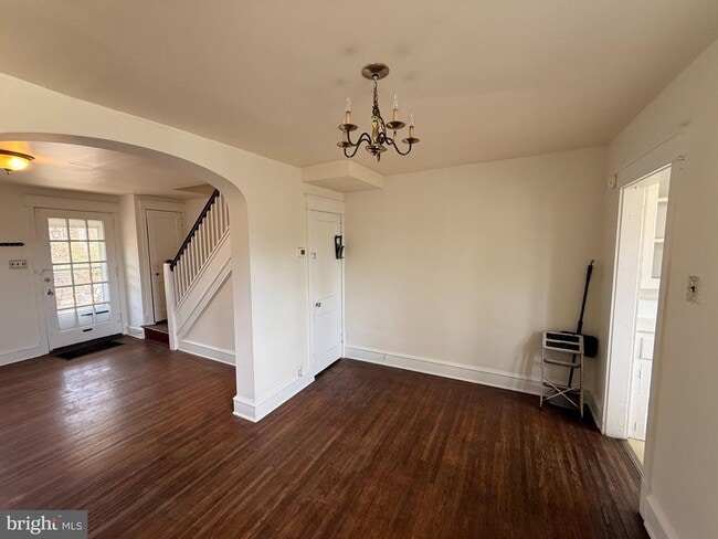 Building Photo - 3422 Tilden St