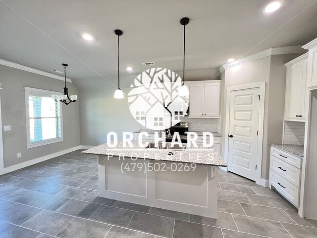 Photo - Single-Family Home- Beautiful 4 Bedroom Al...