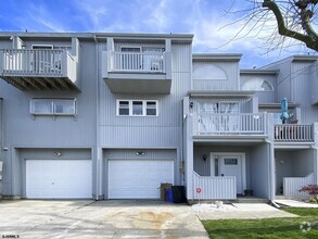 Building Photo - 73 Sailfish Dr