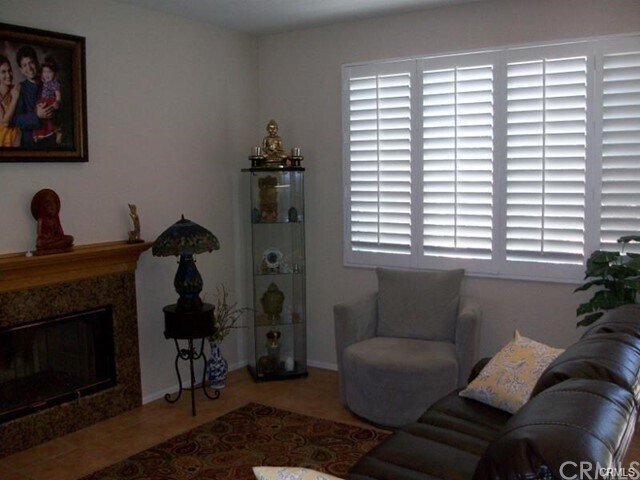 Building Photo - 11 Iroquois Ct