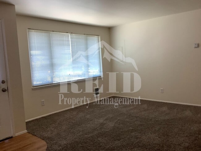 Building Photo - Callahan1054