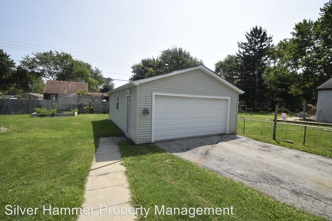 Building Photo - 3 br, 1.5 bath House - 737 Governor Road