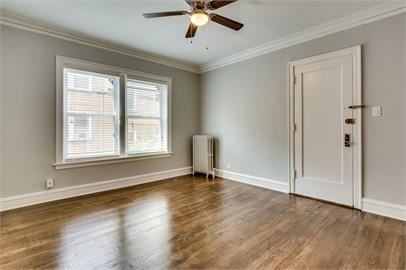 Foto del edificio - 5744 S Stony Island Ave