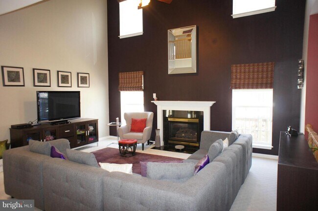 Foto del edificio - 10396 Lime Tree Ct