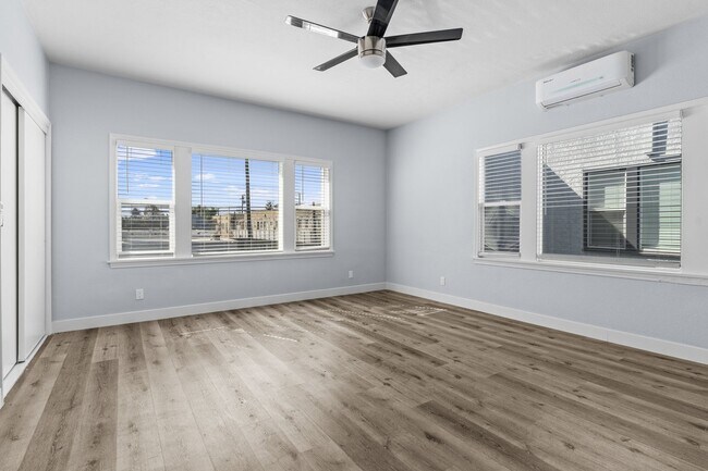 Foto del edificio - 1711 E Appleton St