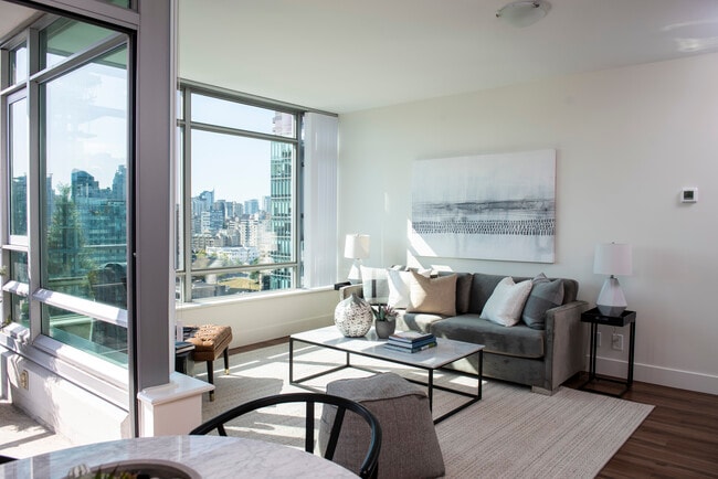 Building Photo - Bayshore Outlook