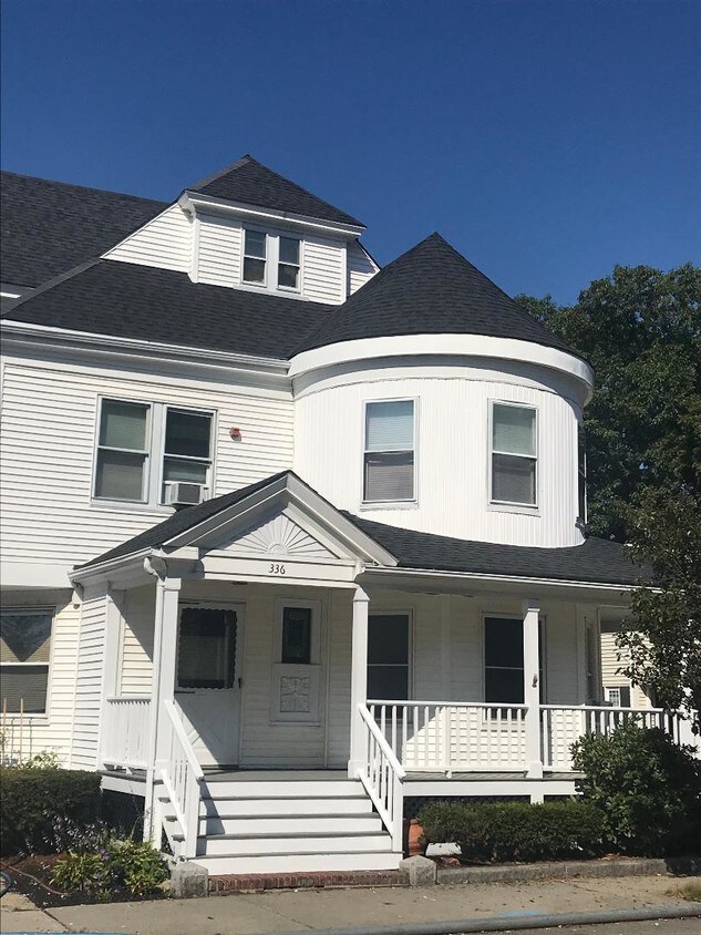 336 Cabot St, Beverly, MA 01915 Apartments in Beverly, MA