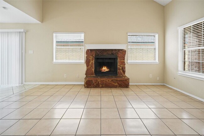 Foto del edificio - 22911 Sherioaks Ln