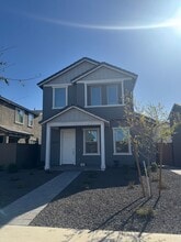 Building Photo - 1927 W Hide Trl