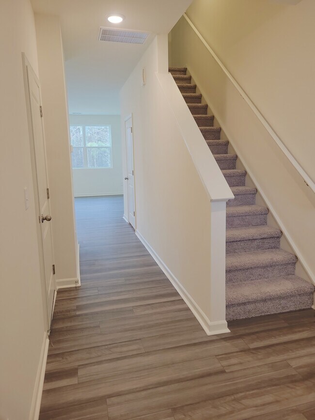 Foto del edificio - 1122 Tofino Dr