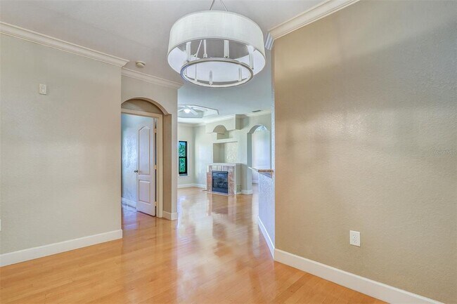 Building Photo - 2765 Via Cipriani St