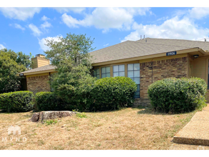 Building Photo - 11906 Garden Terrace Dr