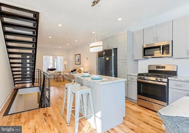 Foto del edificio - 1332 S Chadwick St