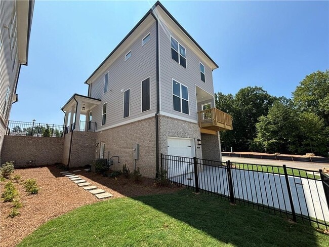 Building Photo - 147 Birch Tree Wy