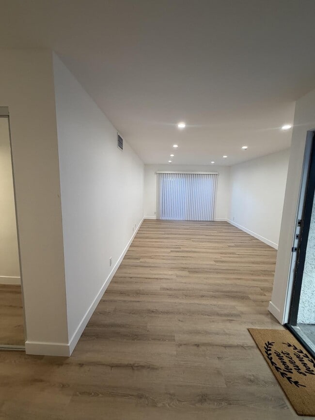 Interior Photo - Peerless Building Corp.