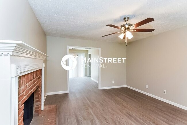 Building Photo - 4 Bedroom Pet-Friendly Home in Atlanta, GA with Main Street Renewal