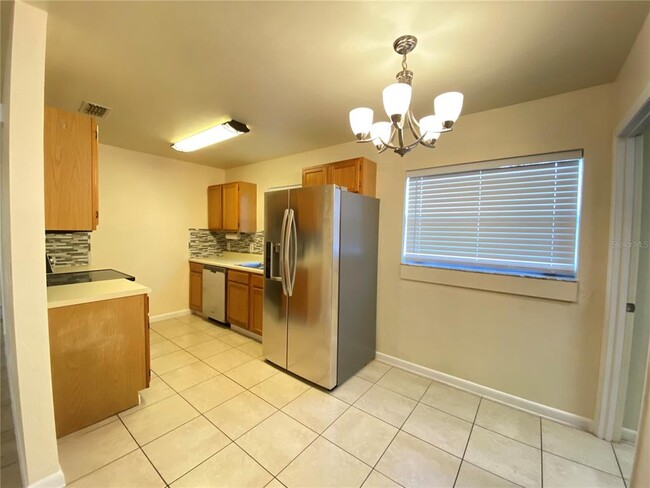 Building Photo - 5607 S Orange Blossom Trail