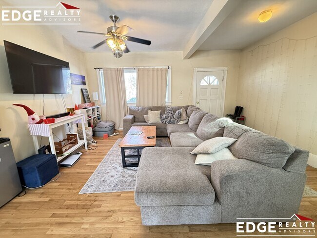 Foto del edificio - 2 Woodmont St