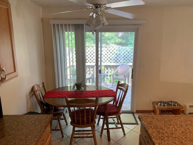 Foto del edificio - 10700 11th Ave N