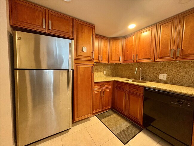 Foto del edificio - 2940 N Course Dr