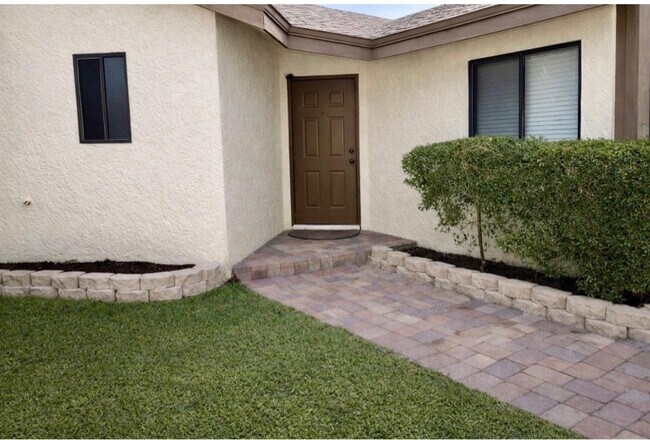 Foto del edificio - 9616 Golf State Park Way