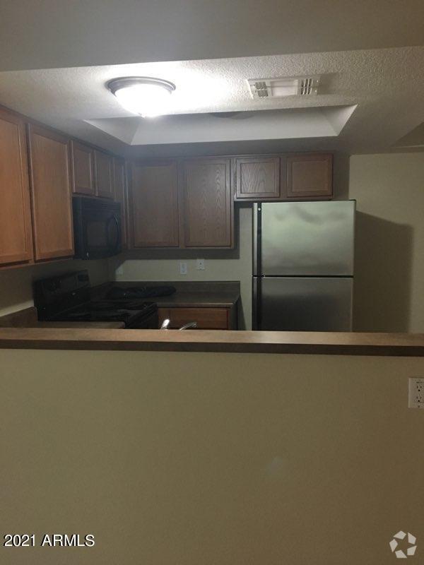 Ridge at Lookout Mountain Apartments under 2,000 Phoenix, AZ 4
