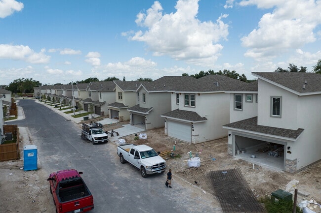 Aerial Context - Villas on Ware