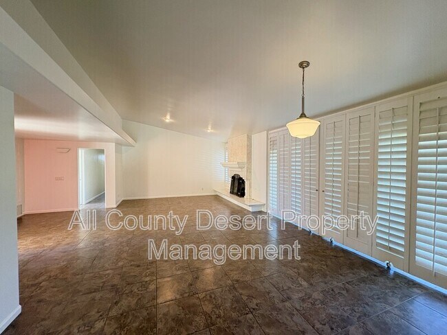 Building Photo - 73394 Tamarisk St