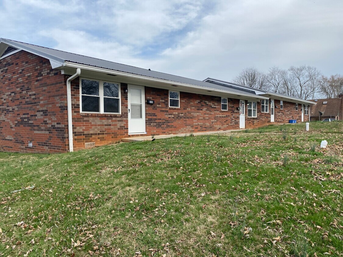 652 4th St Unit 652, Newport, TN 37821 Apartments in Newport, TN