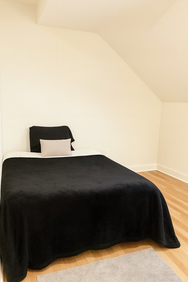 Foto del edificio - 10 Strathmore Rd