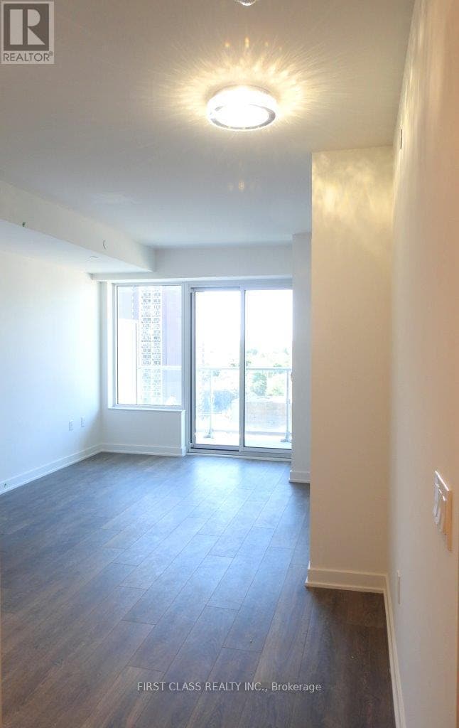 Building Photo - 99 Broadway Ave