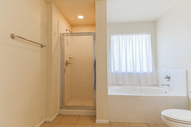 Foto del edificio - 1259 Bartlett Cove Dr