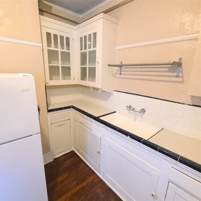 Foto del edificio - 4414 Woodside St