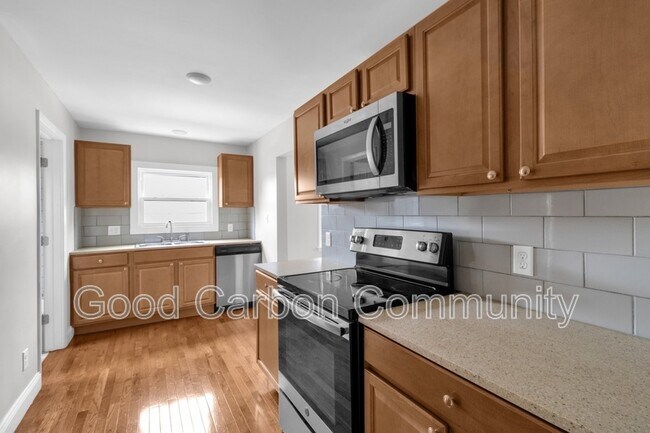 Foto del edificio - 84 Crane St