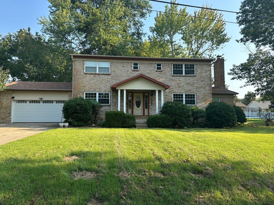 1821 Zehm Ave, Poplar Bluff, MO 63901 House Rental in Poplar Bluff