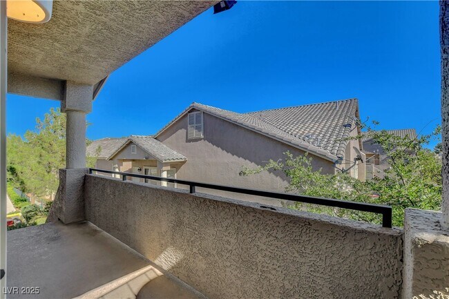 Foto del edificio - 2052 Jade Creek St