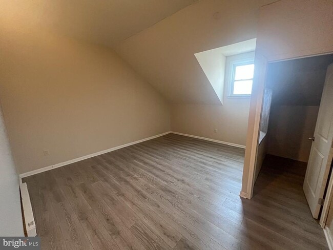 Foto del edificio - 5307 York Rd