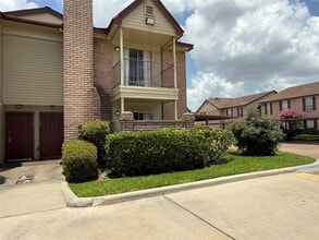 Building Photo - 2120 El Paseo St