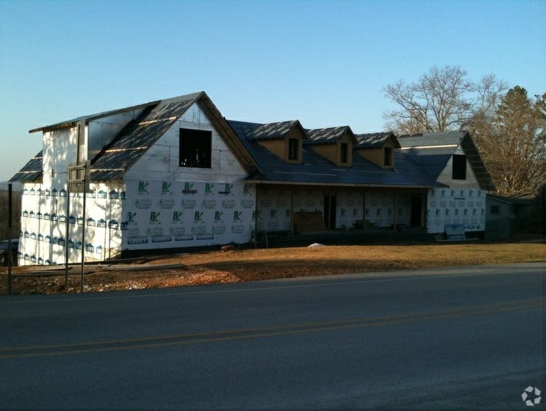 Primary Photo - 12415 Highway 187
