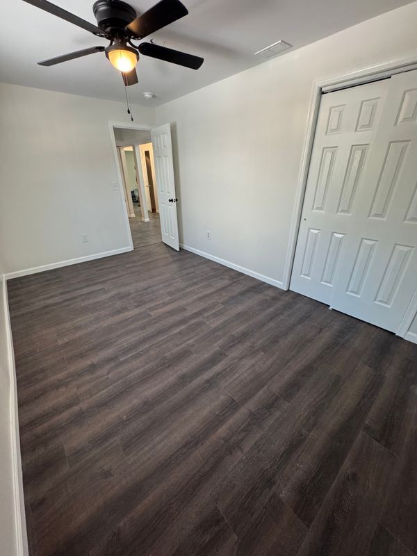 Building Photo - 94 Longwood Dr