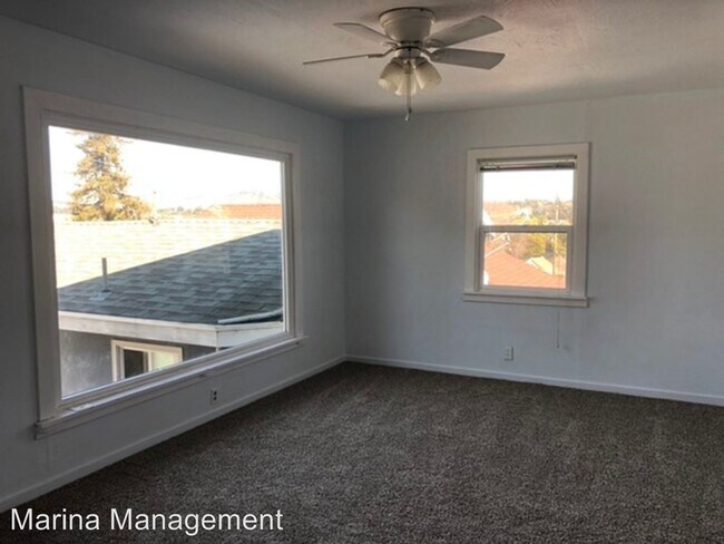 Building Photo - 1 br, 1 bath Apartment - 121 Denio St