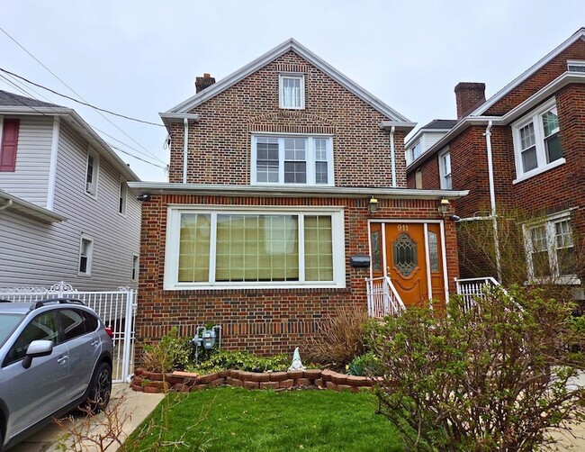 Photo - 911 80th St Apartment