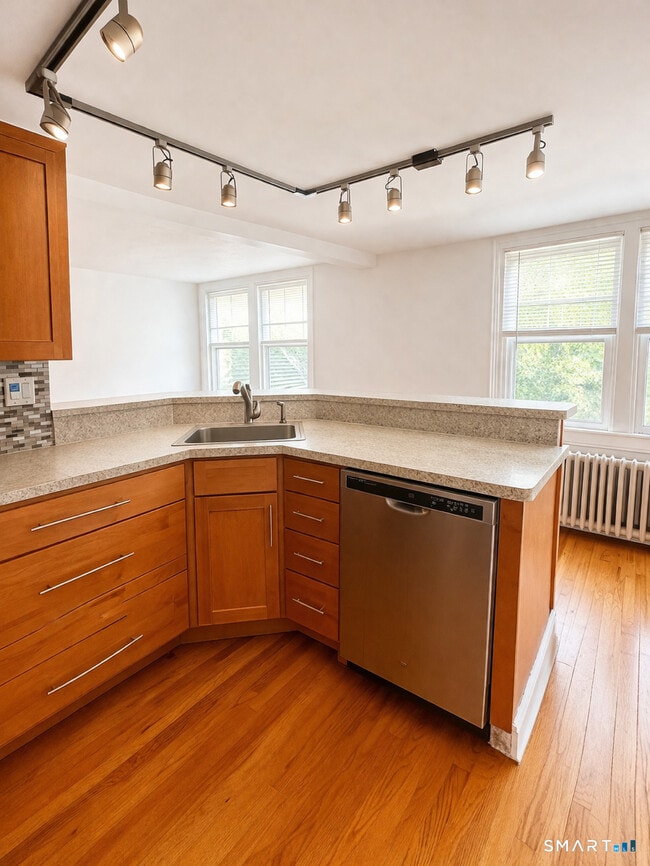 Building Photo - 209 Willard St