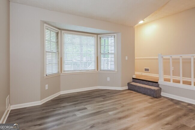 Building Photo - 1019 River Stone Ct
