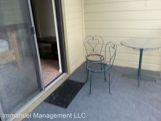 Building Photo - 2707 N Walnut Hills Dr