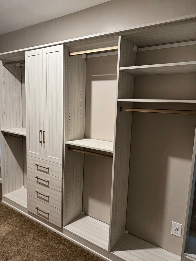 Foto del edificio - 93 Whitney Pl