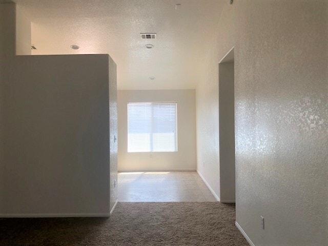 Foto del edificio - Coming Soon!